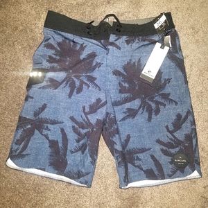 Kids Youth Rip Curl Shorts 26.